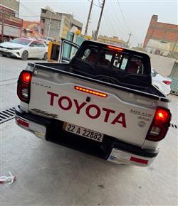 تويوتا هايلوكس